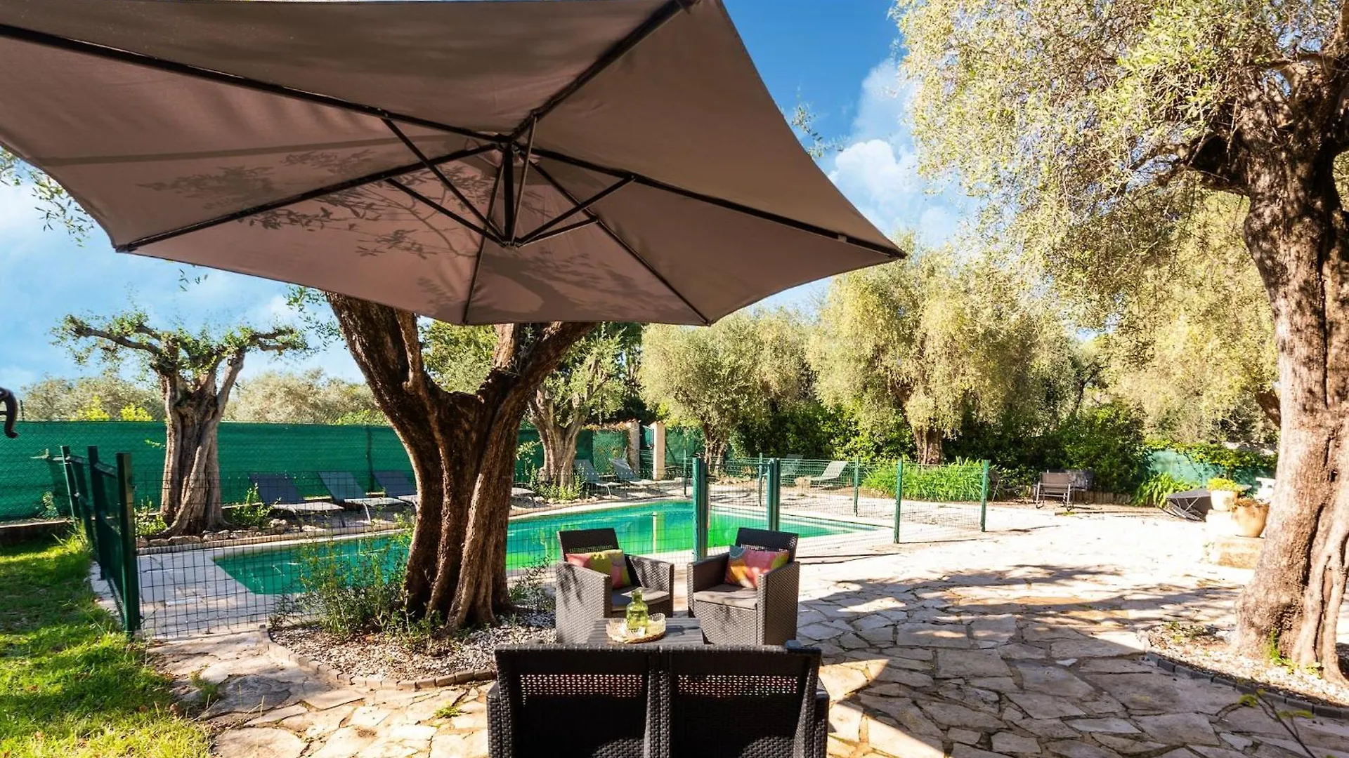 Spacious Villa With Garden Near Grasse Mouans-Sartoux 0*,