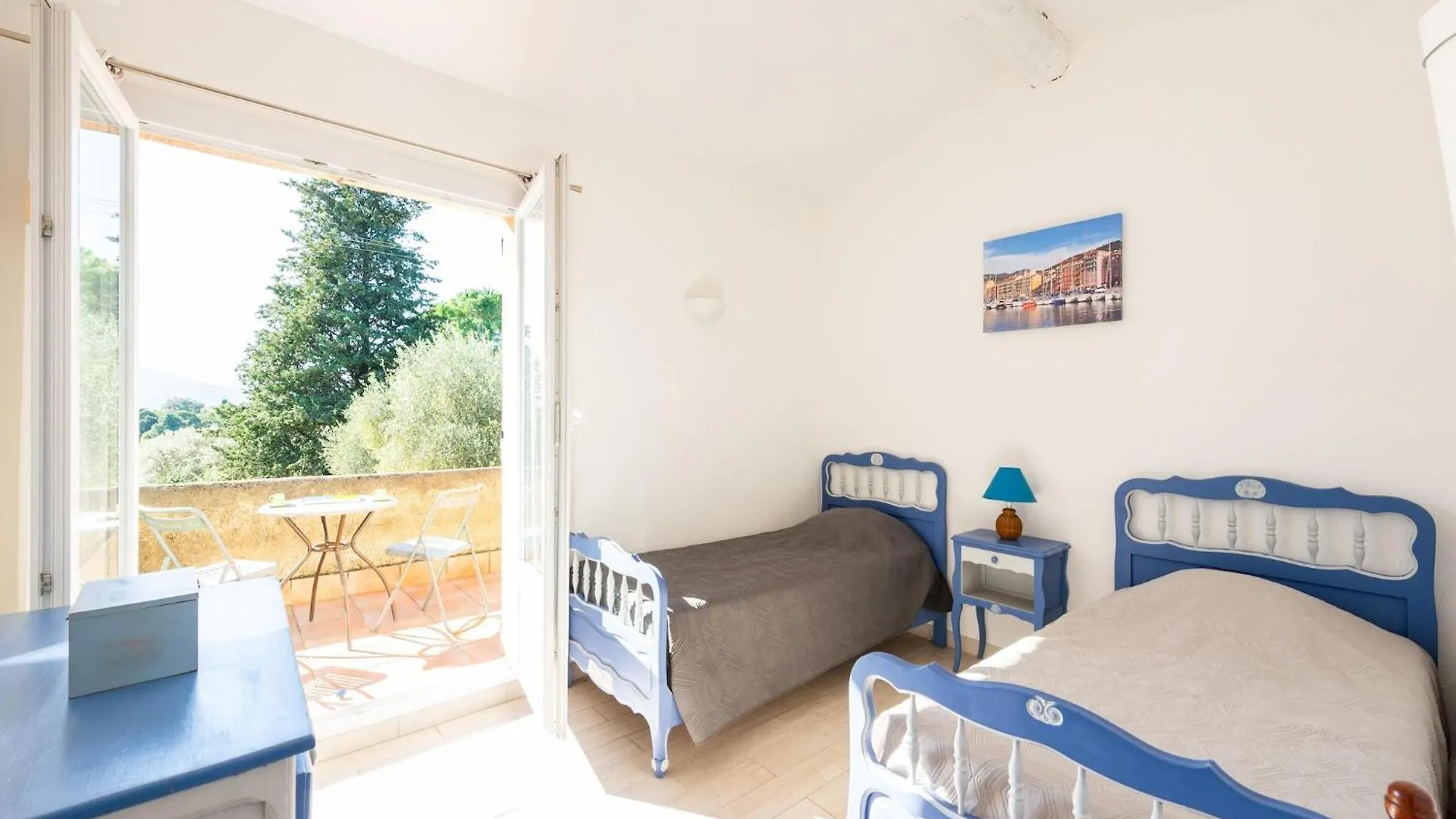 Spacious Villa With Garden Near Grasse Mouans-Sartoux